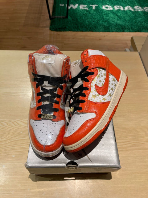 Nike Dunk High Pro SB Supreme Orange Stars