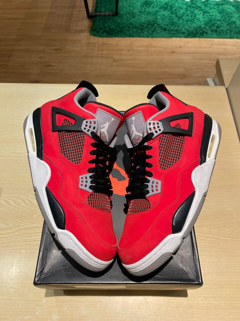 Jordan 4 Retro Toro Bravo