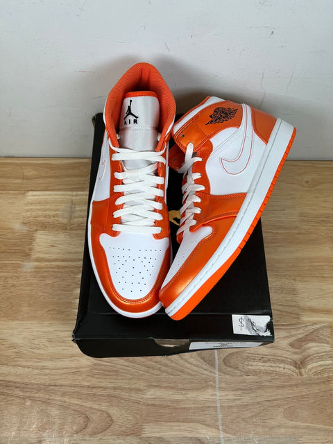 Jordan 1 Mid Metallic Orange