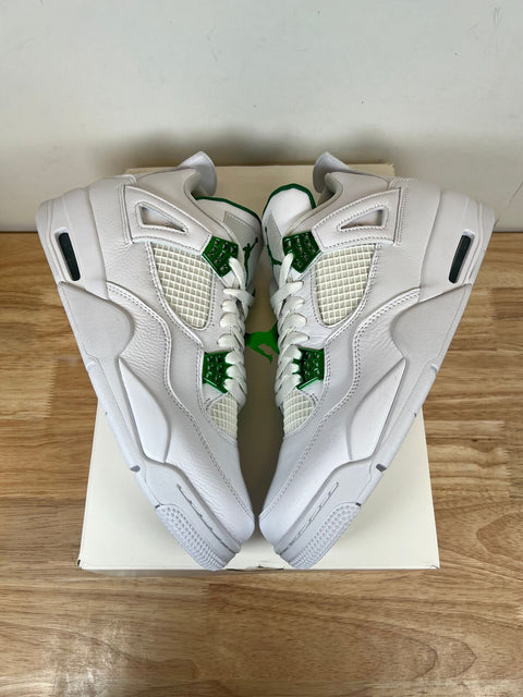 Jordan 4 Retro Metallic Green