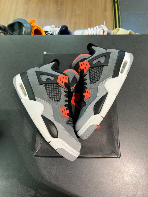 Jordan 4 Retro Infrared