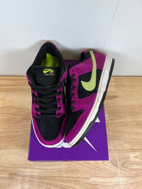 Nike SB Dunk Low Pro ACG Terra Red Plum