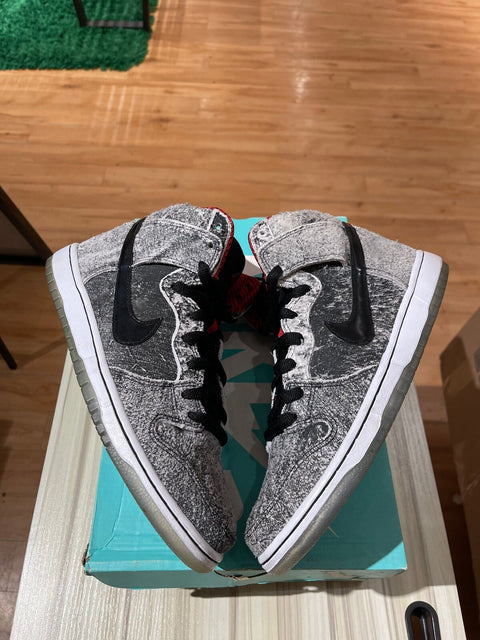 Nike SB Dunk High Salt Stain