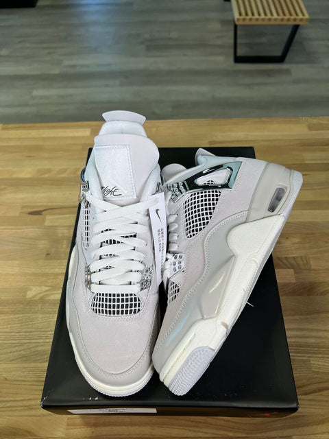 Jordan 4 Retro Frozen Moments (Women's)